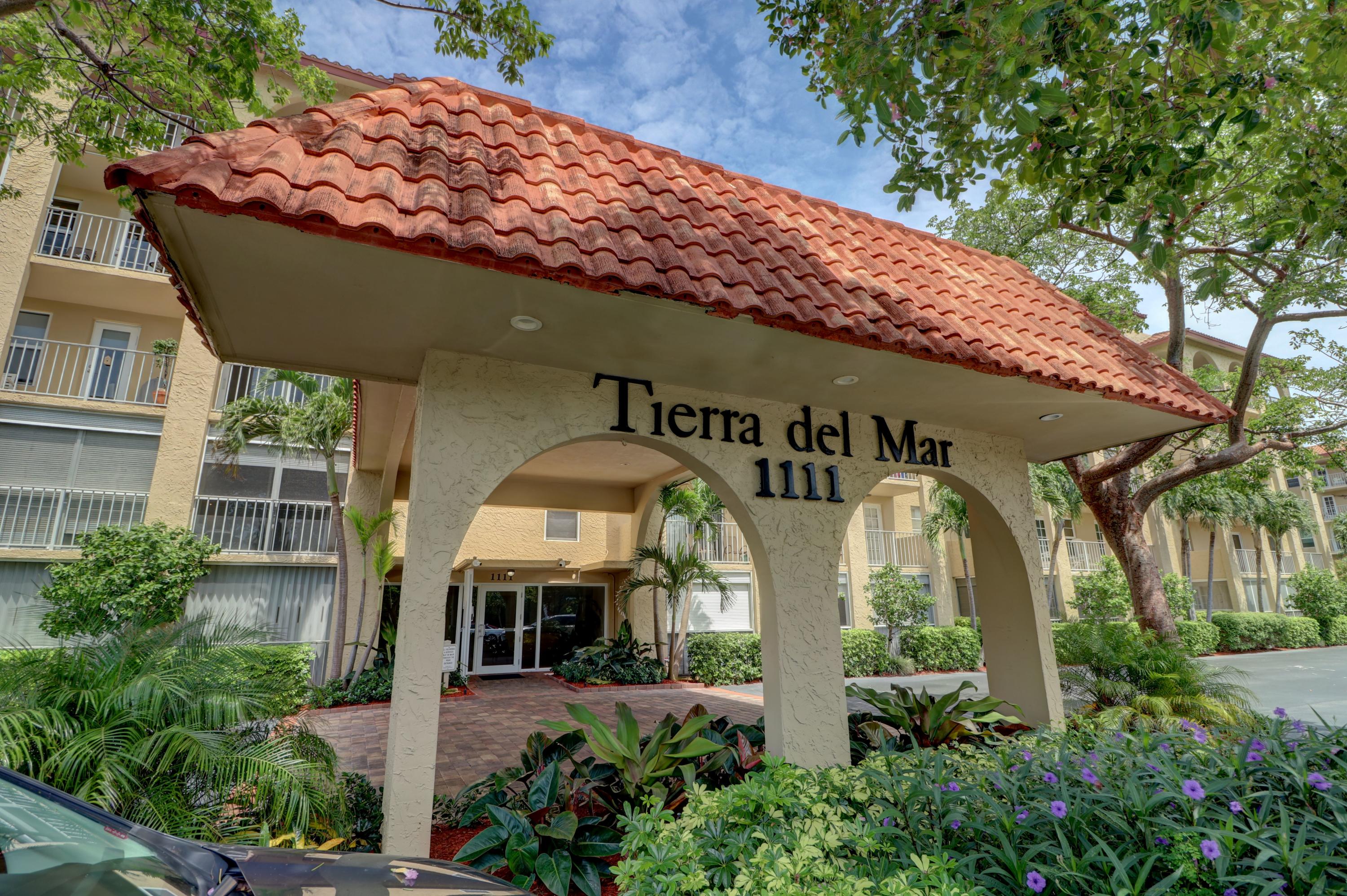 1111 South Ocean Boulevard, Unit 222 Boca Raton, FL 33432 - Photo 3 of 40 Exterior