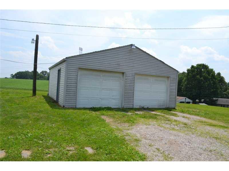 3617 Ridge Road Aliquippa, PA 15001 - Photo 3 of 7 Parking Lot/Garage.