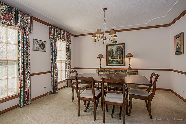 2690 Sun Valley Road Lisle, IL 60532 - Photo 3 of 17