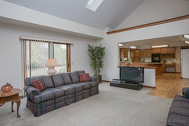 2690 Sun Valley Road Lisle, IL 60532 - Photo 9 of 17