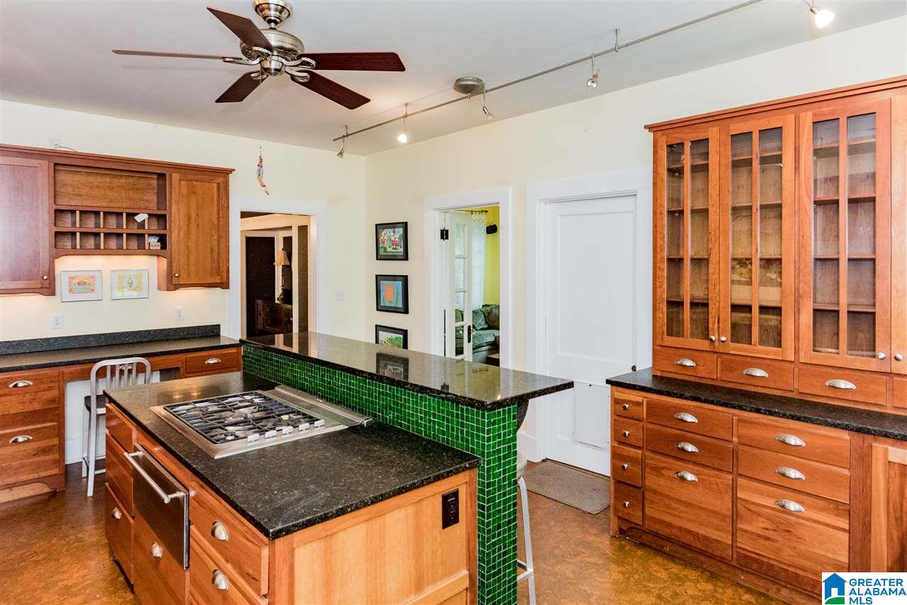 4337 Cliff Road Birmingham, AL 35222 - Photo 15 of 39