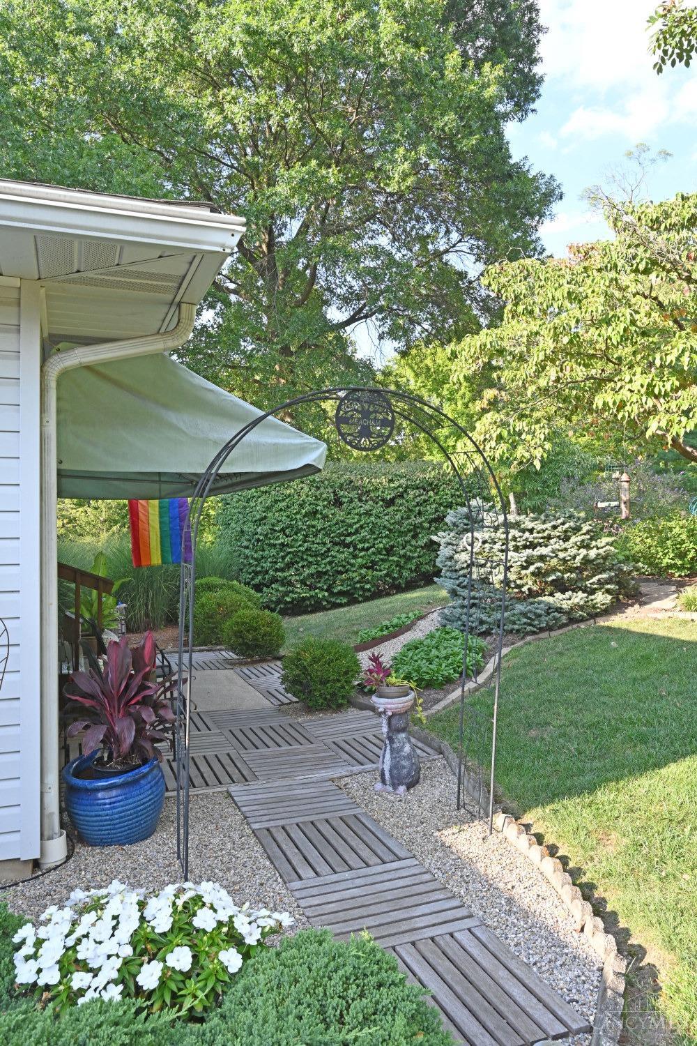 8704 Livingston Road Cincinnati, OH 45251 - Photo 84 of 89 Gallery Image 84