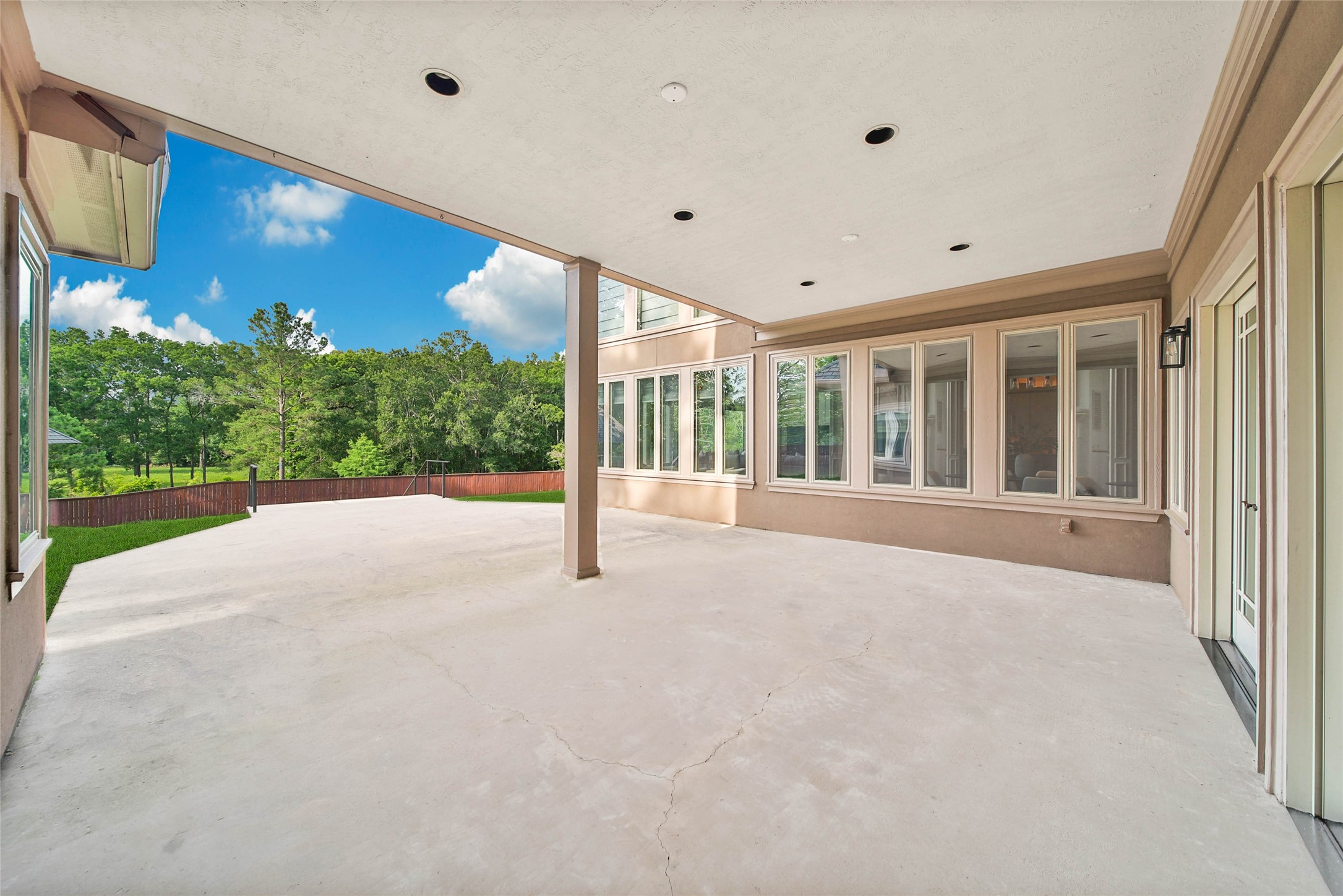 2401 Conastoga Court Conroe, TX 77384 - Photo 41 of 49