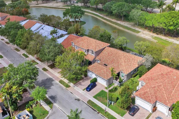 $405,000 | 2441 East Aragon Boulevard, Unit 5, Sunrise, FL 33313