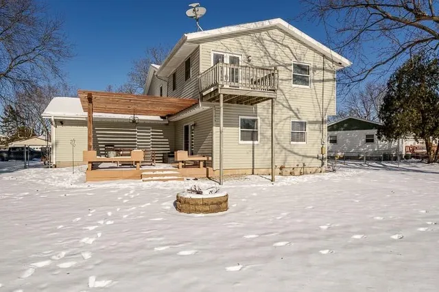 $359,900 | 2282 Bootmaker Drive, Beloit, WI 53511