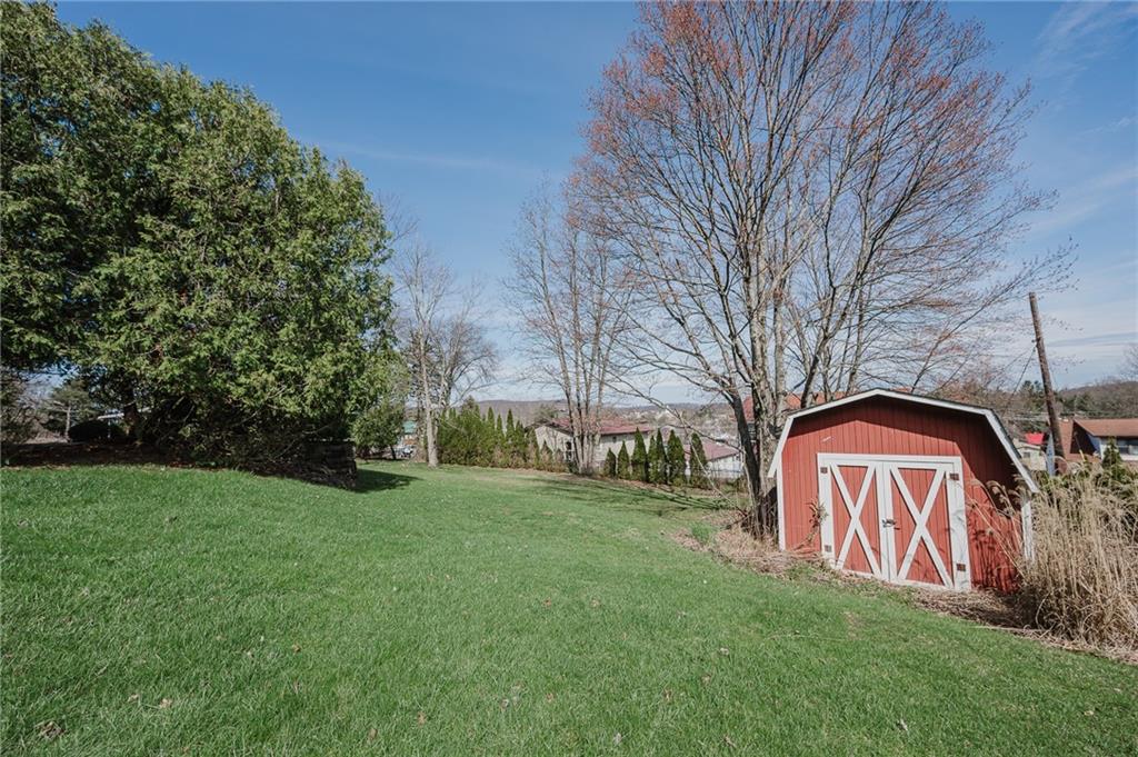 395 Maple Street Indiana, PA 15701 - Photo 30 of 34