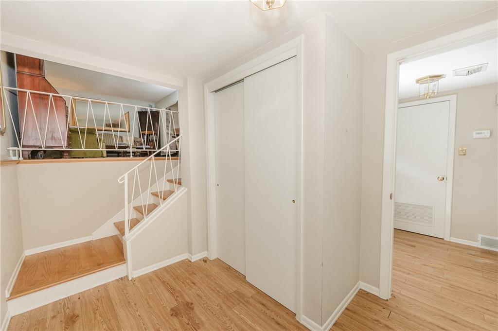 395 Maple Street Indiana, PA 15701 - Photo 4 of 34