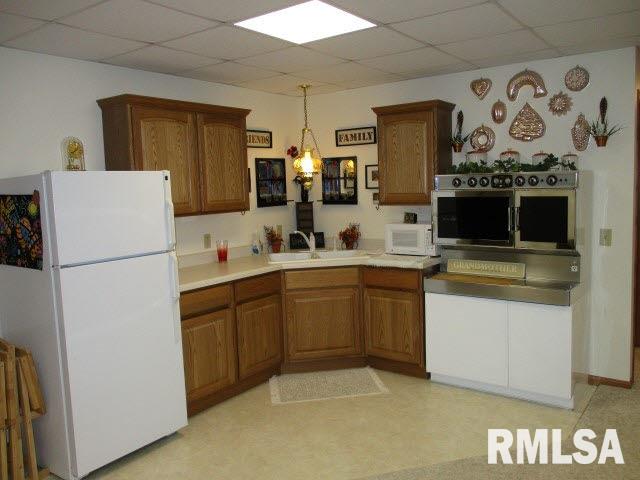 657 Cedar Valley Road Tipton, IA 52772 - Photo 11 of 24 Gallery Image 11