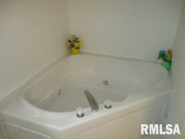 657 Cedar Valley Road Tipton, IA 52772 - Photo 17 of 24 Gallery Image 17