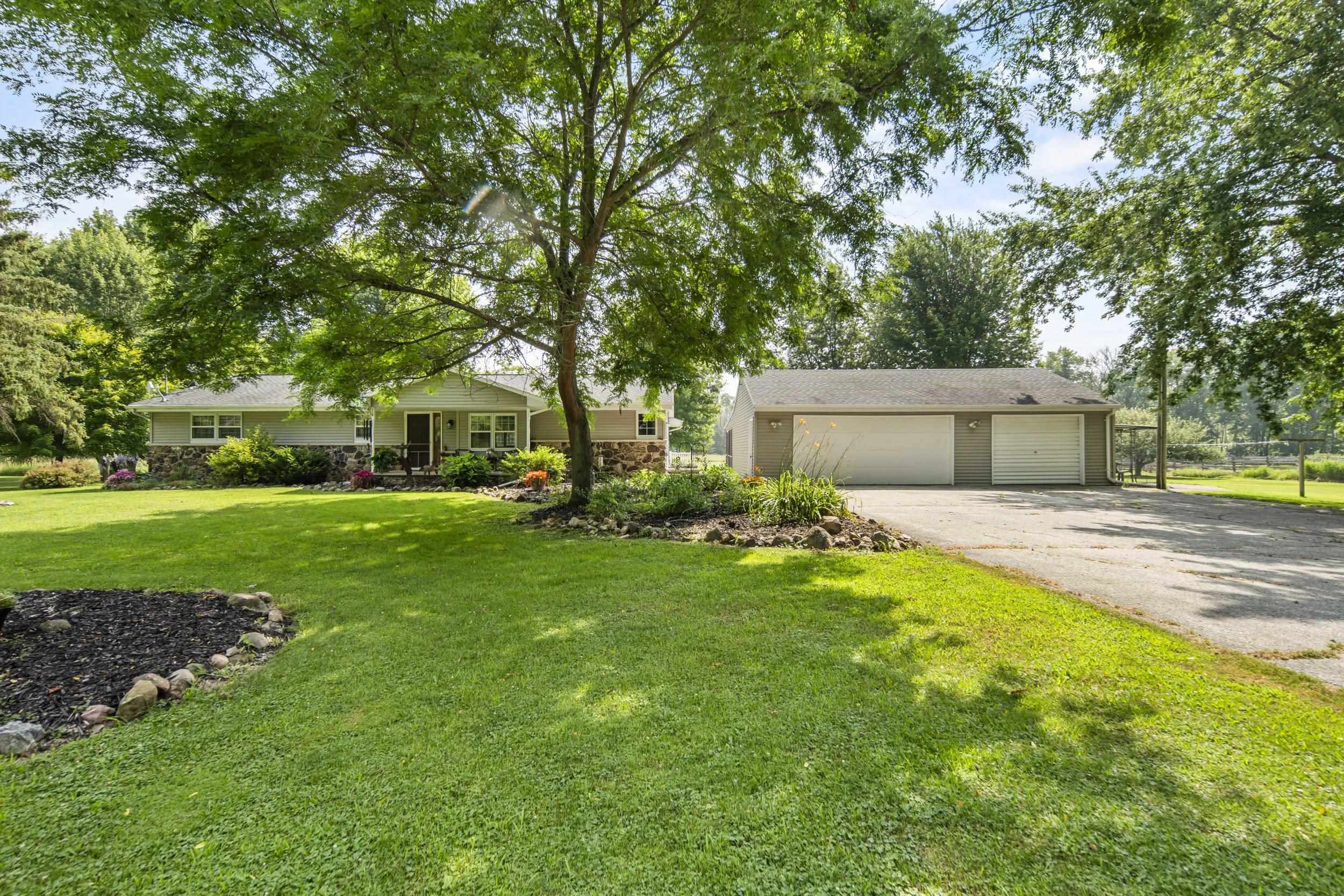 N4742 Thompson Road Shiocton, WI 54170 - Photo 3 of 57 Gallery Image 3