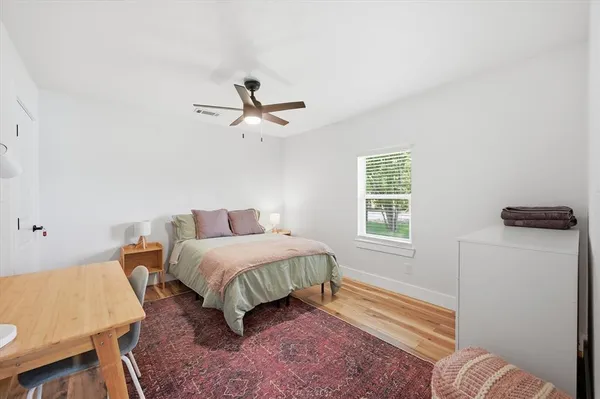 $2,200 | 303 Brodie Street, Dallas, TX 75224