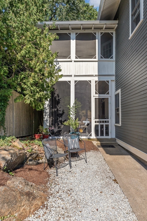3 Bennett Street Manchester, MA 01944 - Photo 36 of 40 Gallery Image 36