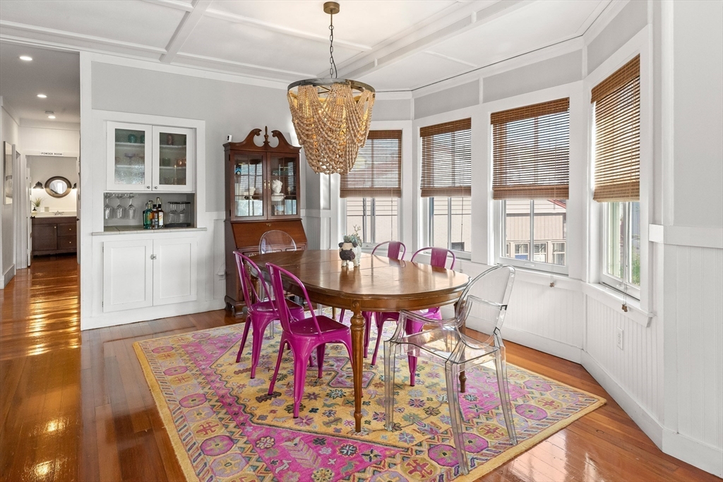 3 Bennett Street Manchester, MA 01944 - Photo 8 of 40 Gallery Image 8
