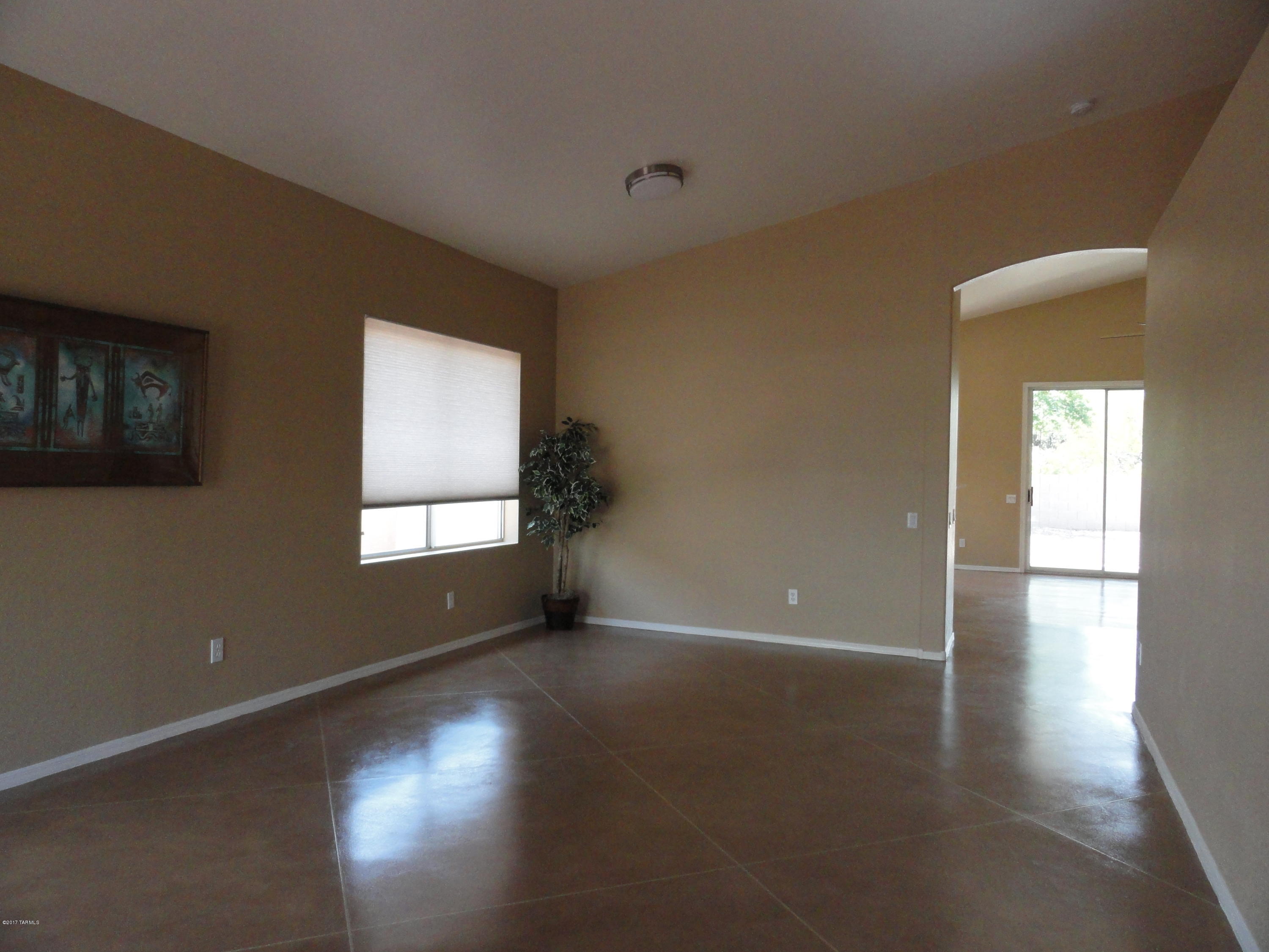 10050 East English Woods Road Tucson, AZ 85748 - Photo 5 of 25