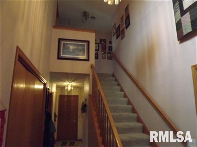 19457 Wells Ferry Road Bettendorf, IA 52722 - Photo 9 of 12 Gallery Image 9