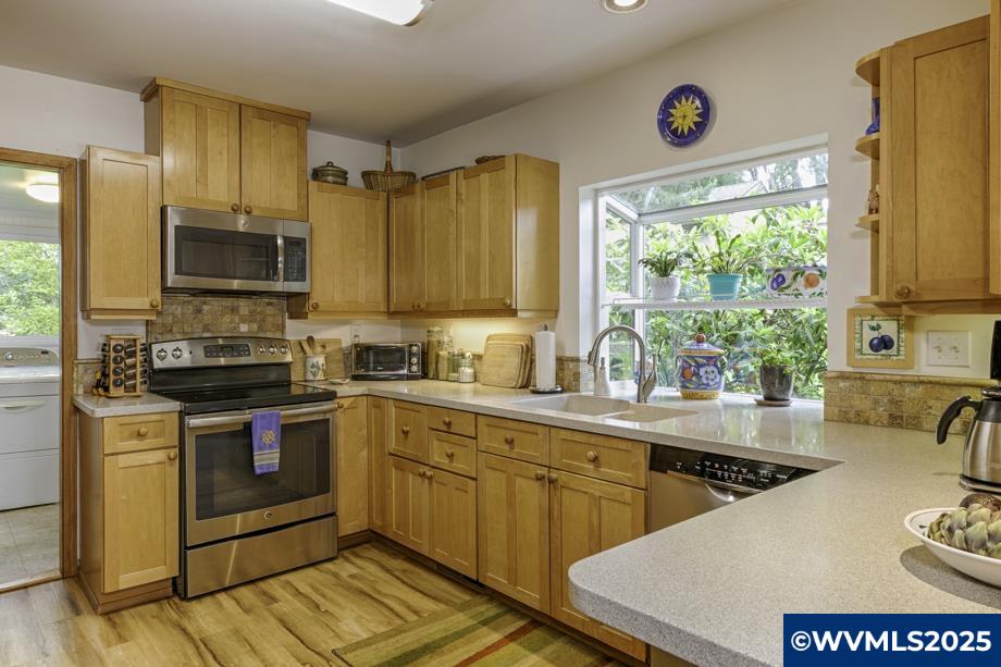 4836 Orchard Heights Road Northwest Salem, OR 97304 - Photo 12 of 44