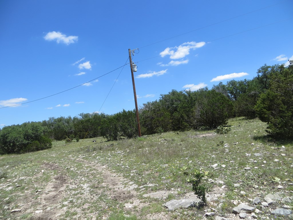 24 Kc 24 Junction, TX 76849 - Photo 5 of 23 a view of a with green space