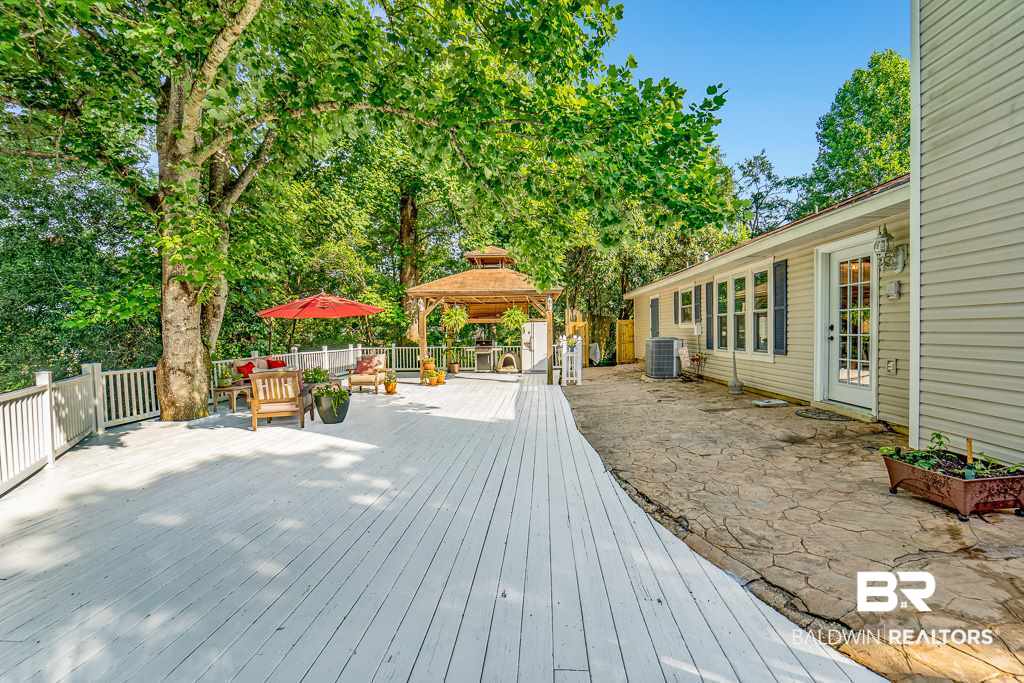 2832 Del Rio Road South Mobile, AL 36693 - Photo 17 of 24
