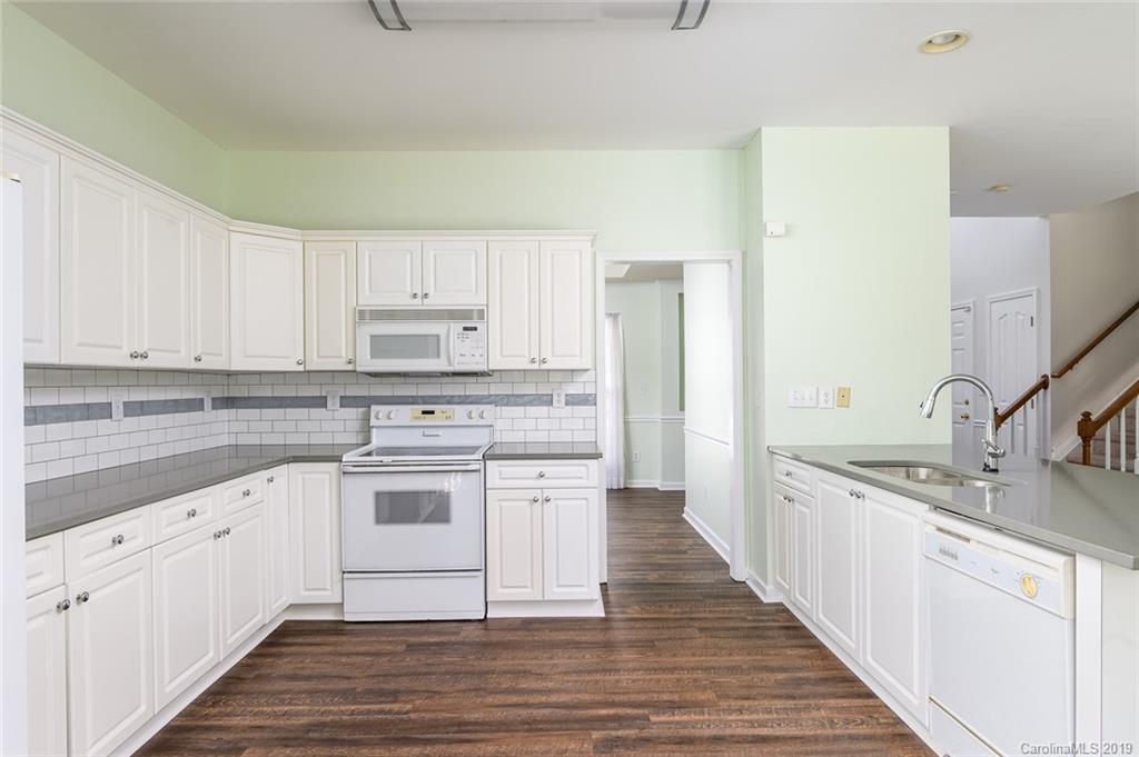 12023 Old Timber Road Charlotte, NC 28269 - Photo 12 of 33 Gallery Image 12