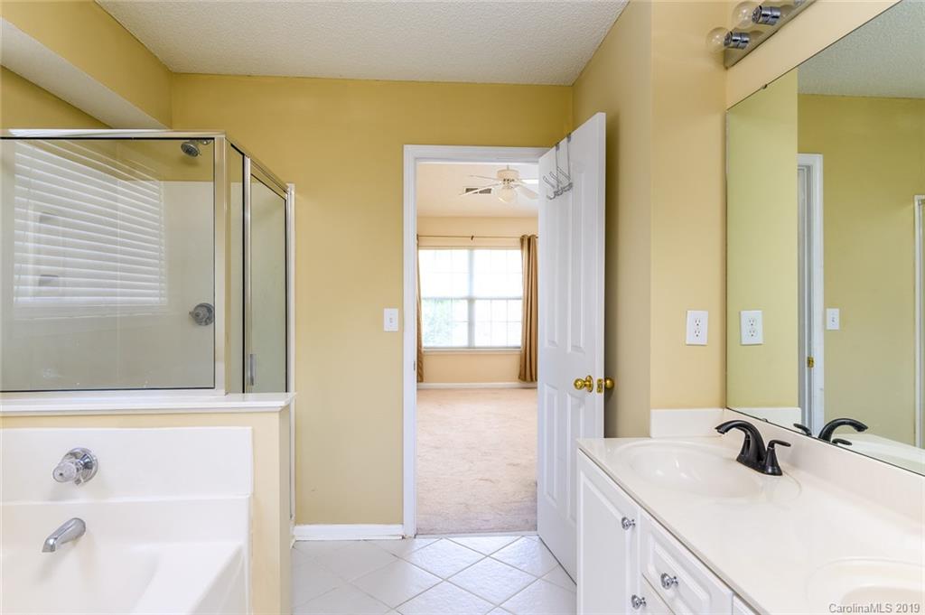 12023 Old Timber Road Charlotte, NC 28269 - Photo 18 of 33 Gallery Image 18