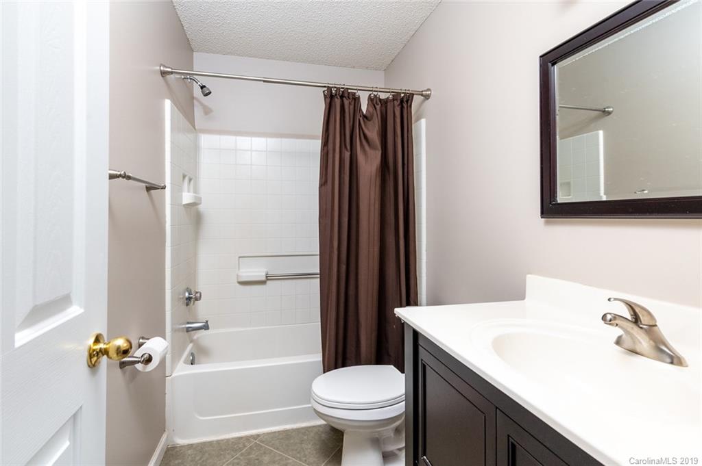 12023 Old Timber Road Charlotte, NC 28269 - Photo 20 of 33 Gallery Image 20