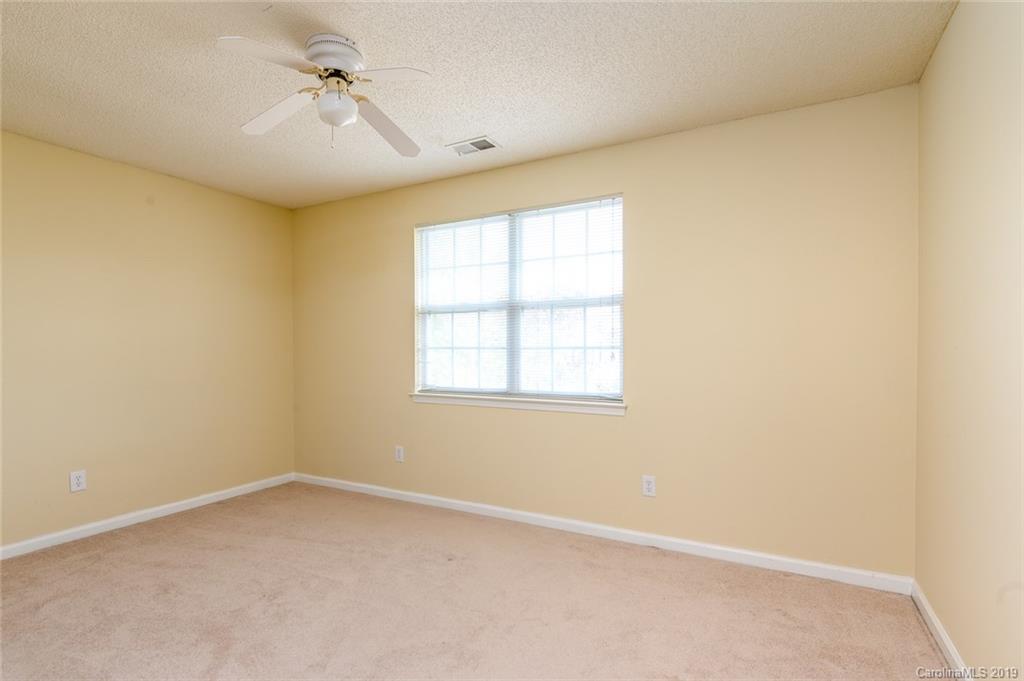 12023 Old Timber Road Charlotte, NC 28269 - Photo 22 of 33 Gallery Image 22