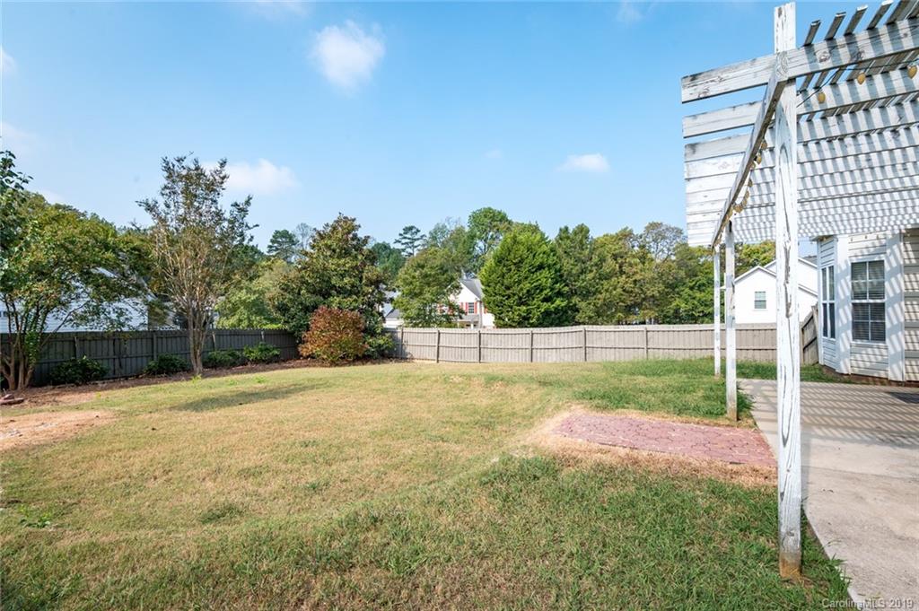 12023 Old Timber Road Charlotte, NC 28269 - Photo 26 of 33 Gallery Image 26