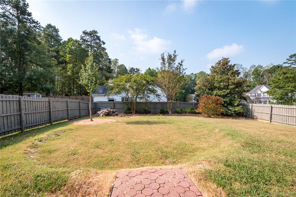 12023 Old Timber Road Charlotte, NC 28269 - Photo 27 of 33 Gallery Image 27