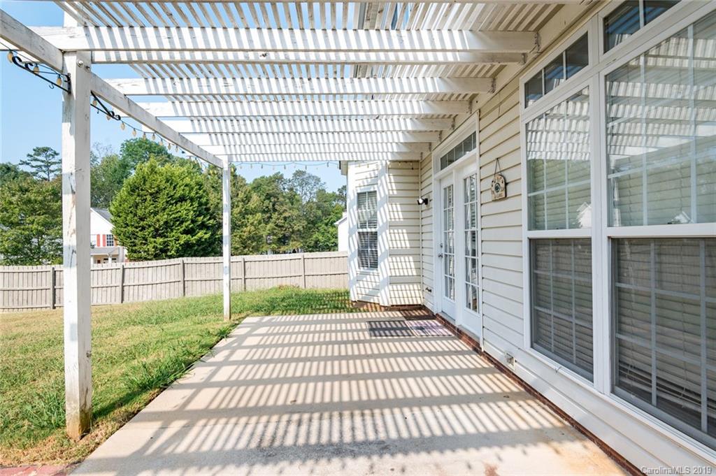 12023 Old Timber Road Charlotte, NC 28269 - Photo 28 of 33 Gallery Image 28