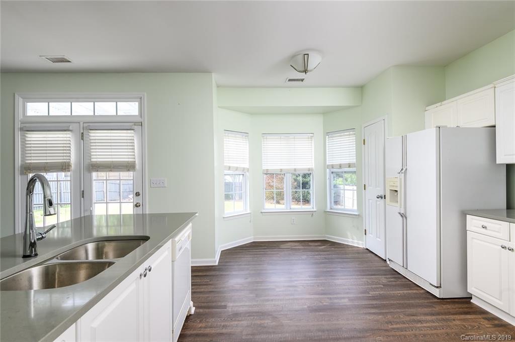 12023 Old Timber Road Charlotte, NC 28269 - Photo 4 of 33 Gallery Image 4