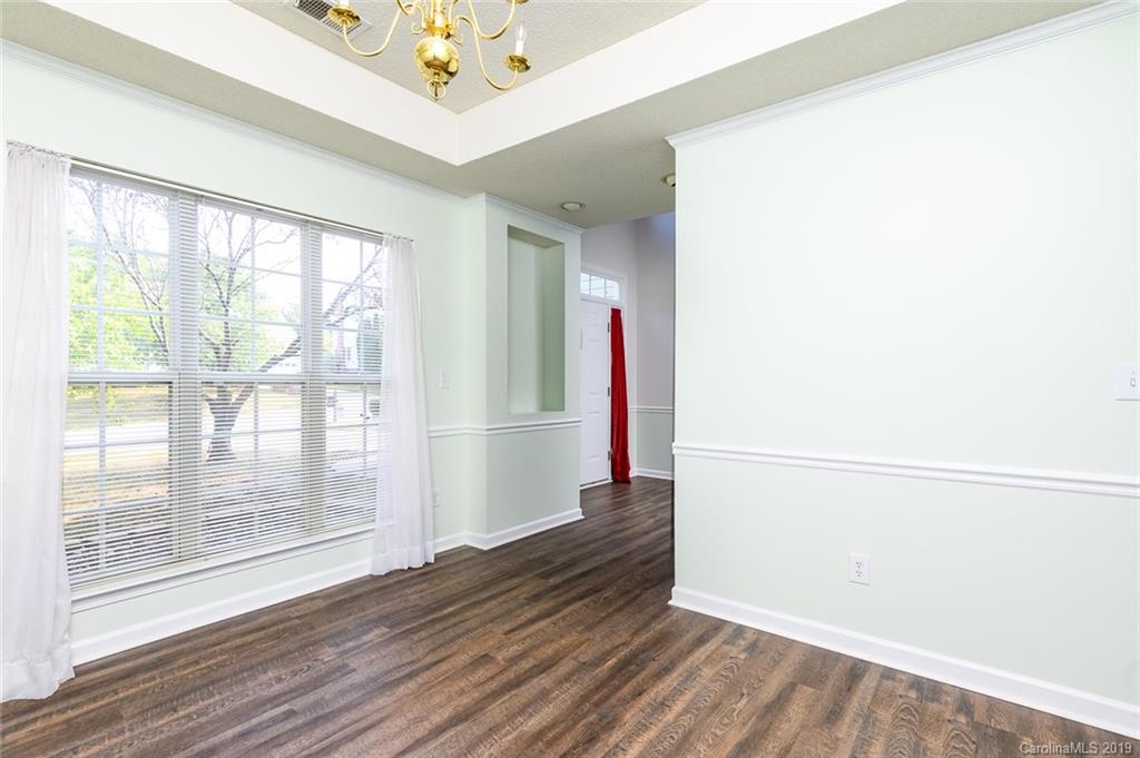 12023 Old Timber Road Charlotte, NC 28269 - Photo 9 of 33 Gallery Image 9