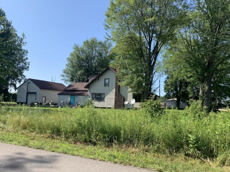 1111 South Mill Iron Road Muskegon, MI 49442 - Photo 3 of 12 1111 mill iron 10