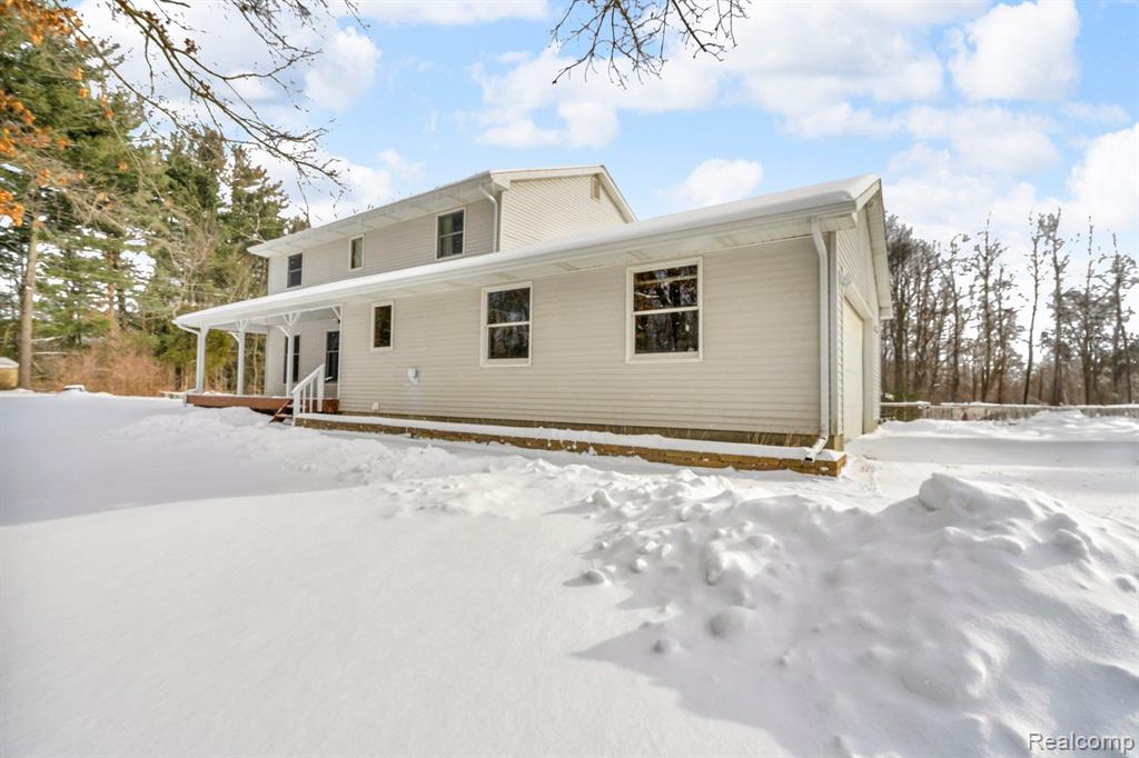 3558 Brighton Road Howell, MI 48843 - Photo 2 of 36