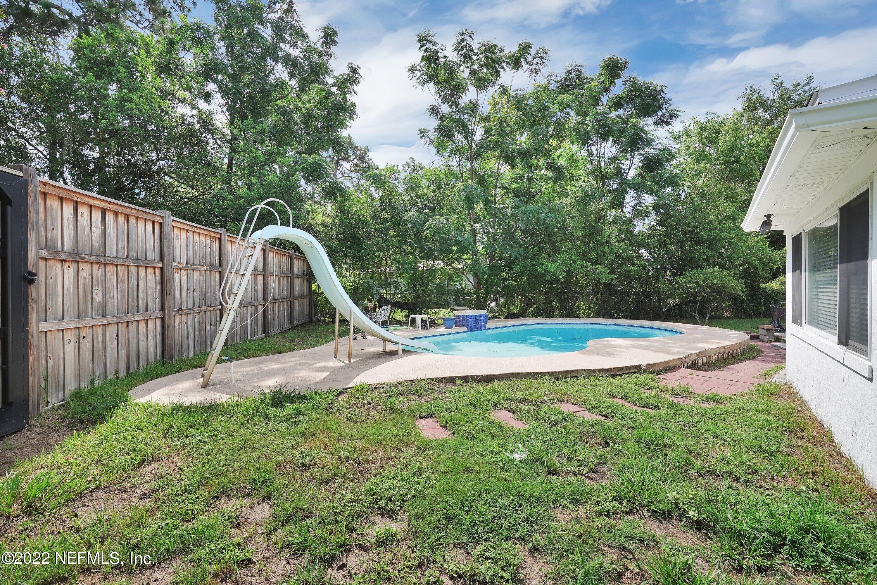 6823 Altama Road Jacksonville, FL 32216 - Photo 26 of 26 Large Backyard