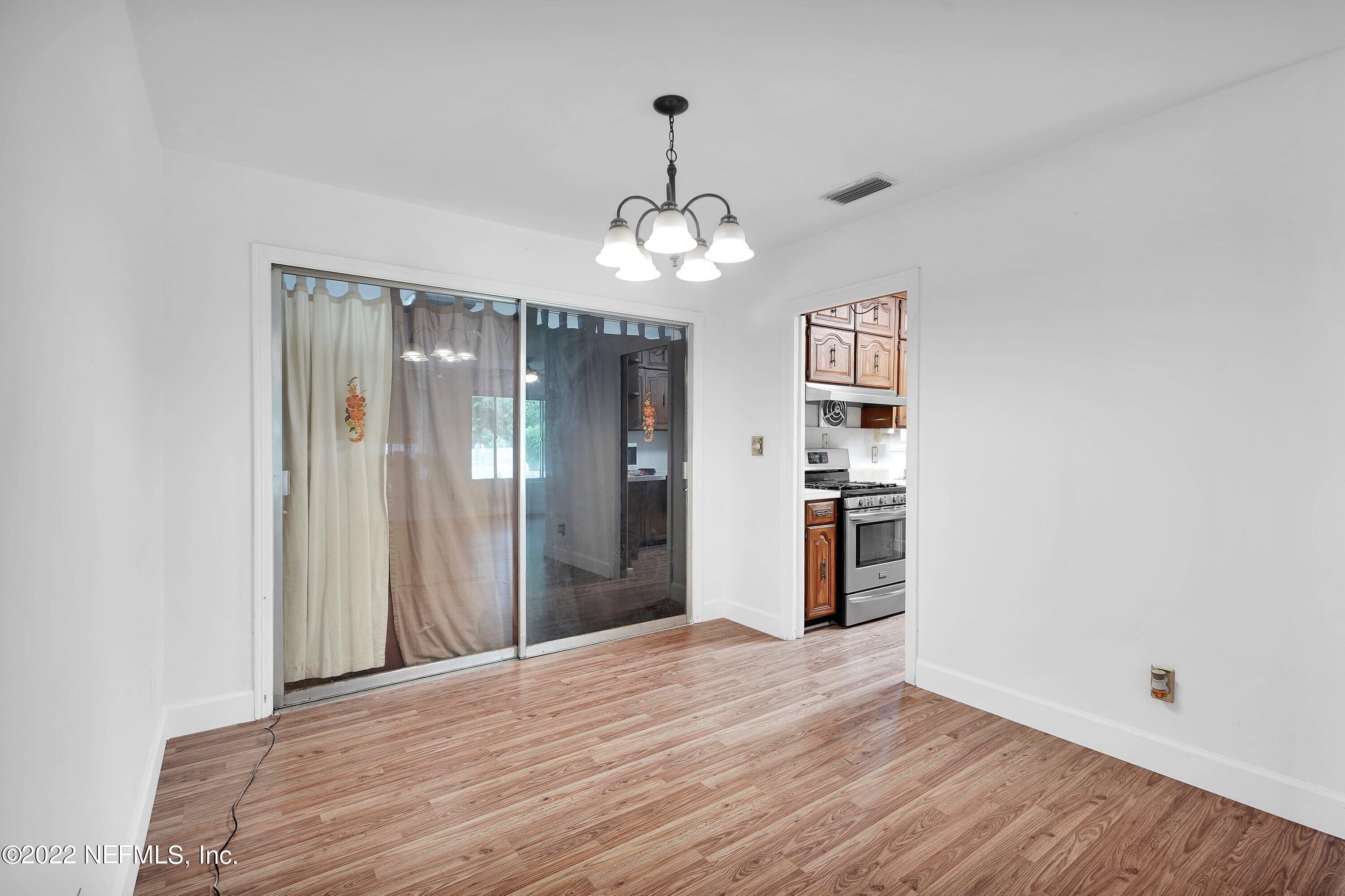 6823 Altama Road Jacksonville, FL 32216 - Photo 10 of 26 Dining Room