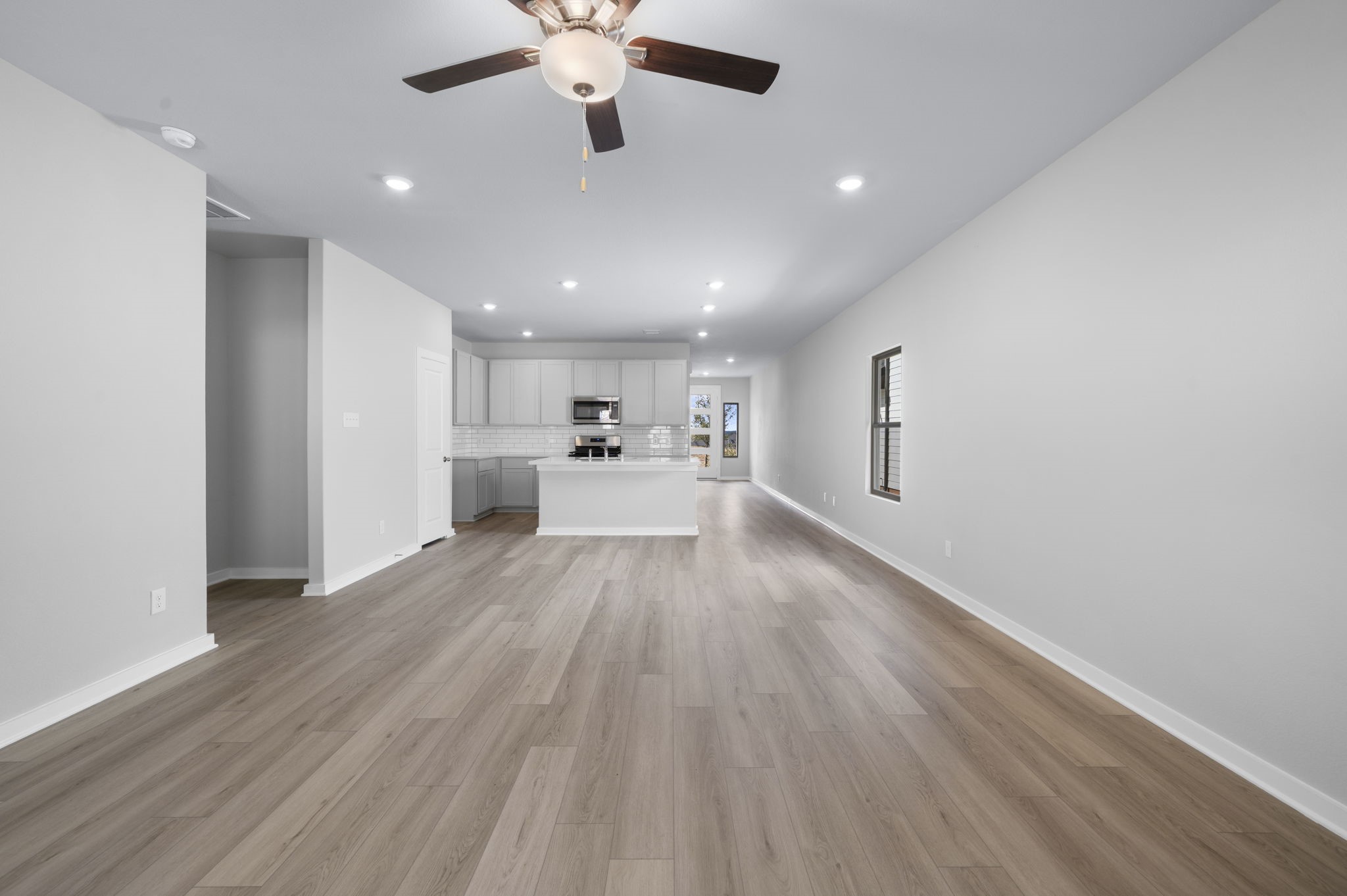 12207 Ridge Top Drive Conroe, TX 77304 - Photo 12 of 32