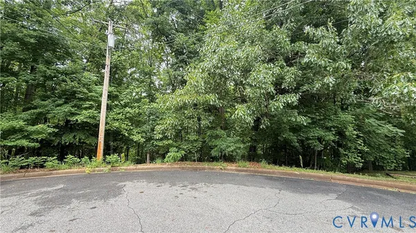 $5,000 | 106 Dogwood Court, Martinsville, VA 24112