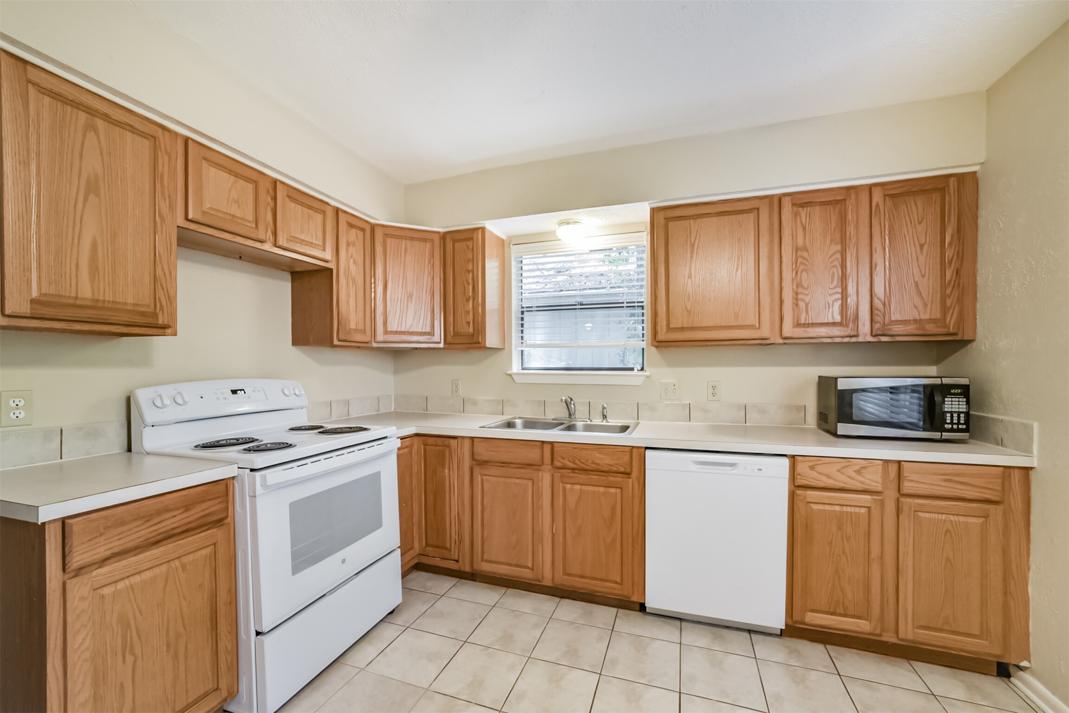 3 Hedgebell Court Spring, TX 77380 - Photo 15 of 39 Gallery Image 15