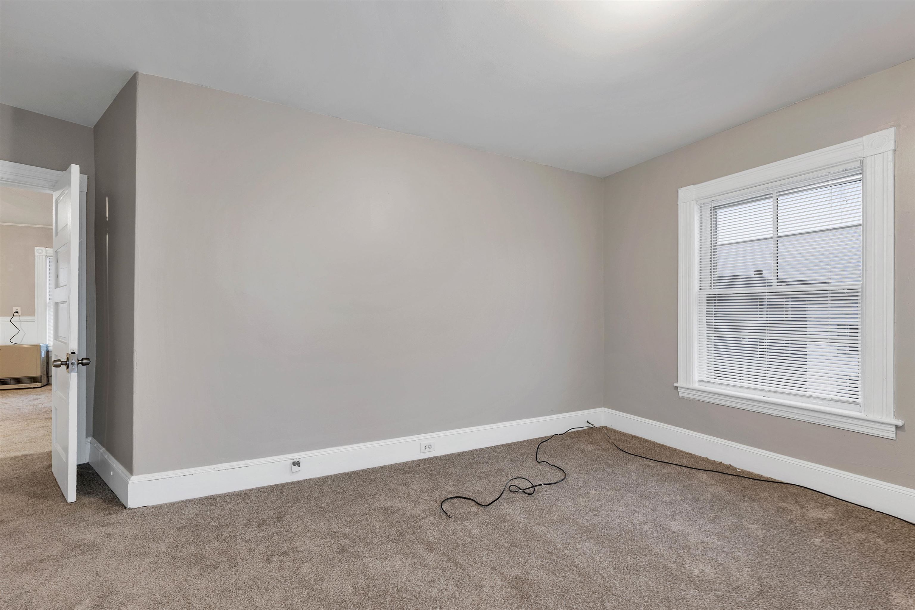 551 Montgomery Street Manchester, NH 03102 - Photo 26 of 42