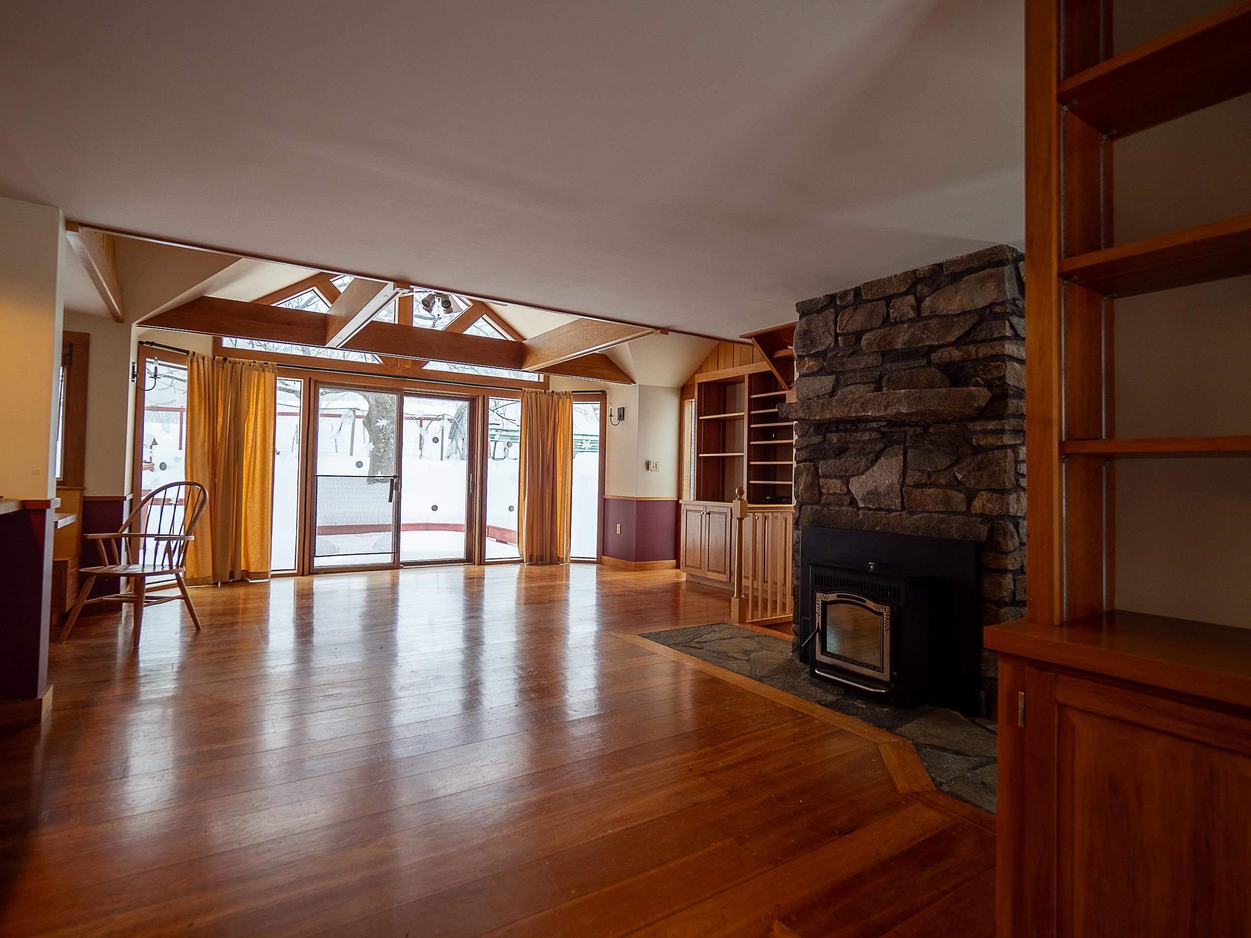 988 Jenne Road Reading, VT 05062 - Photo 8 of 38