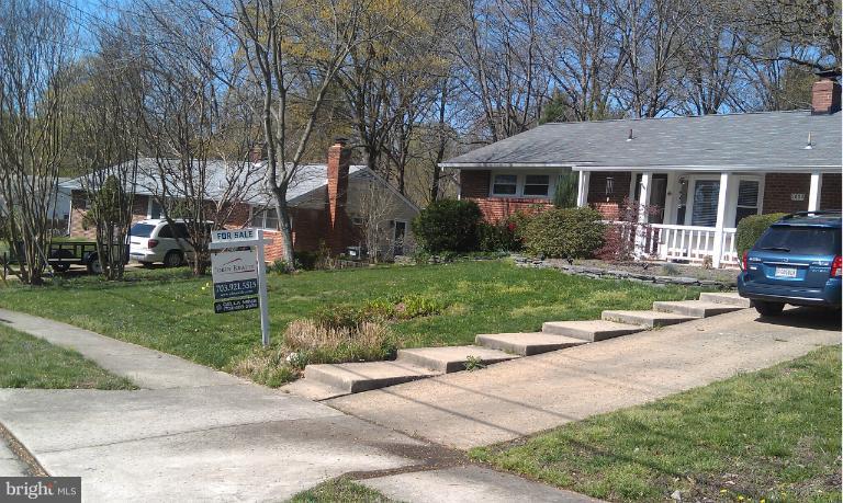 5954 Atteentee Road Springfield, VA 22150 - Photo 30 of 30 Exterior main