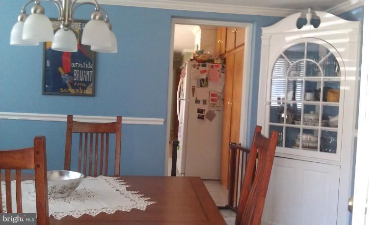 5954 Atteentee Road Springfield, VA 22150 - Photo 6 of 30 Dining Room