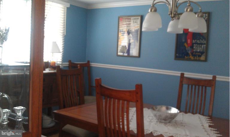 5954 Atteentee Road Springfield, VA 22150 - Photo 8 of 30 Dining Room