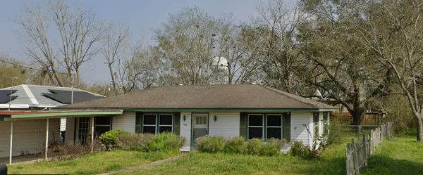 $120,000 | 706 Cemetery Avenue, Eagle Lake, TX 77434