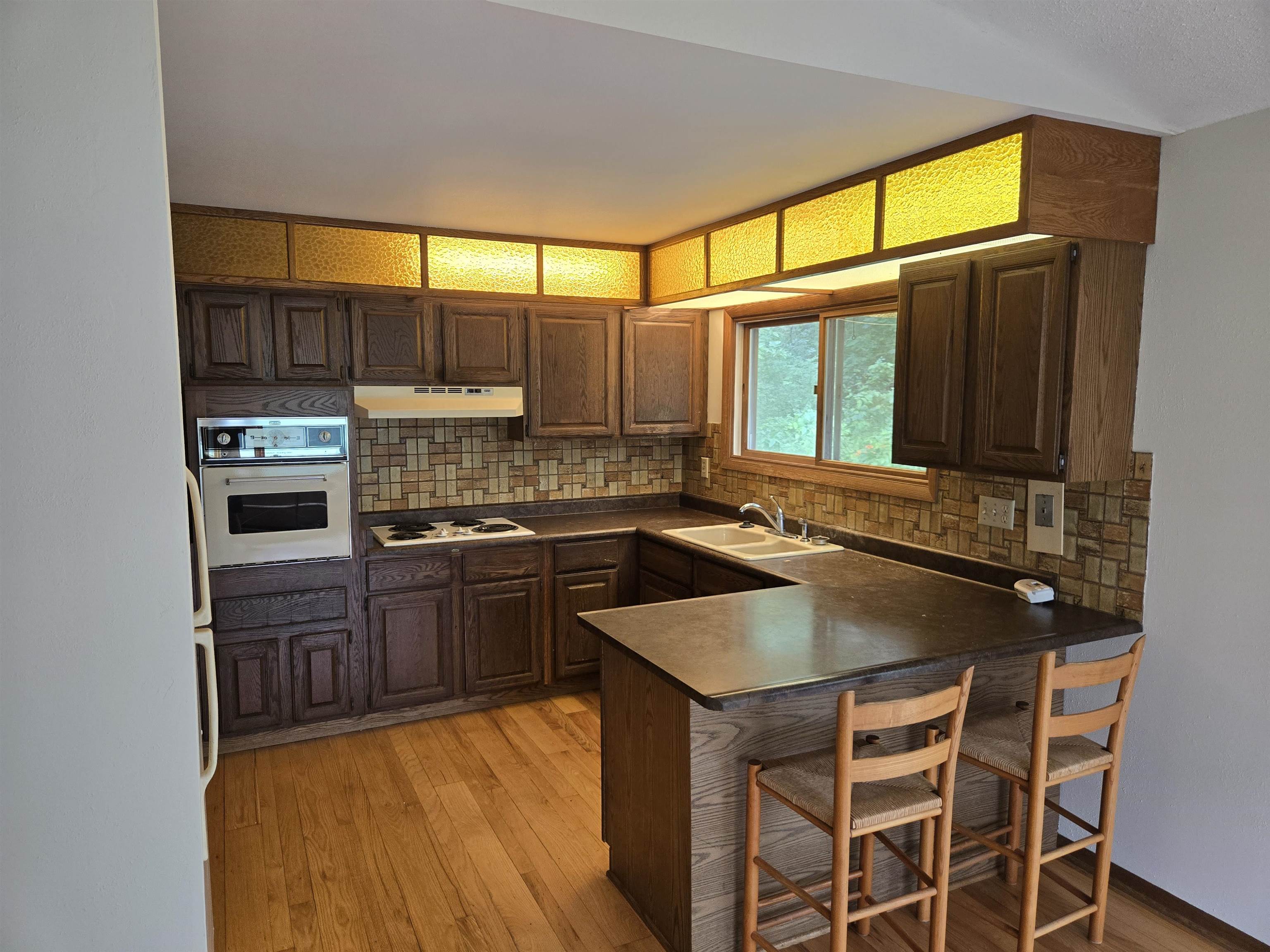 9888 Dunlap Hollow Road Mazomanie, WI 53560 - Photo 5 of 21