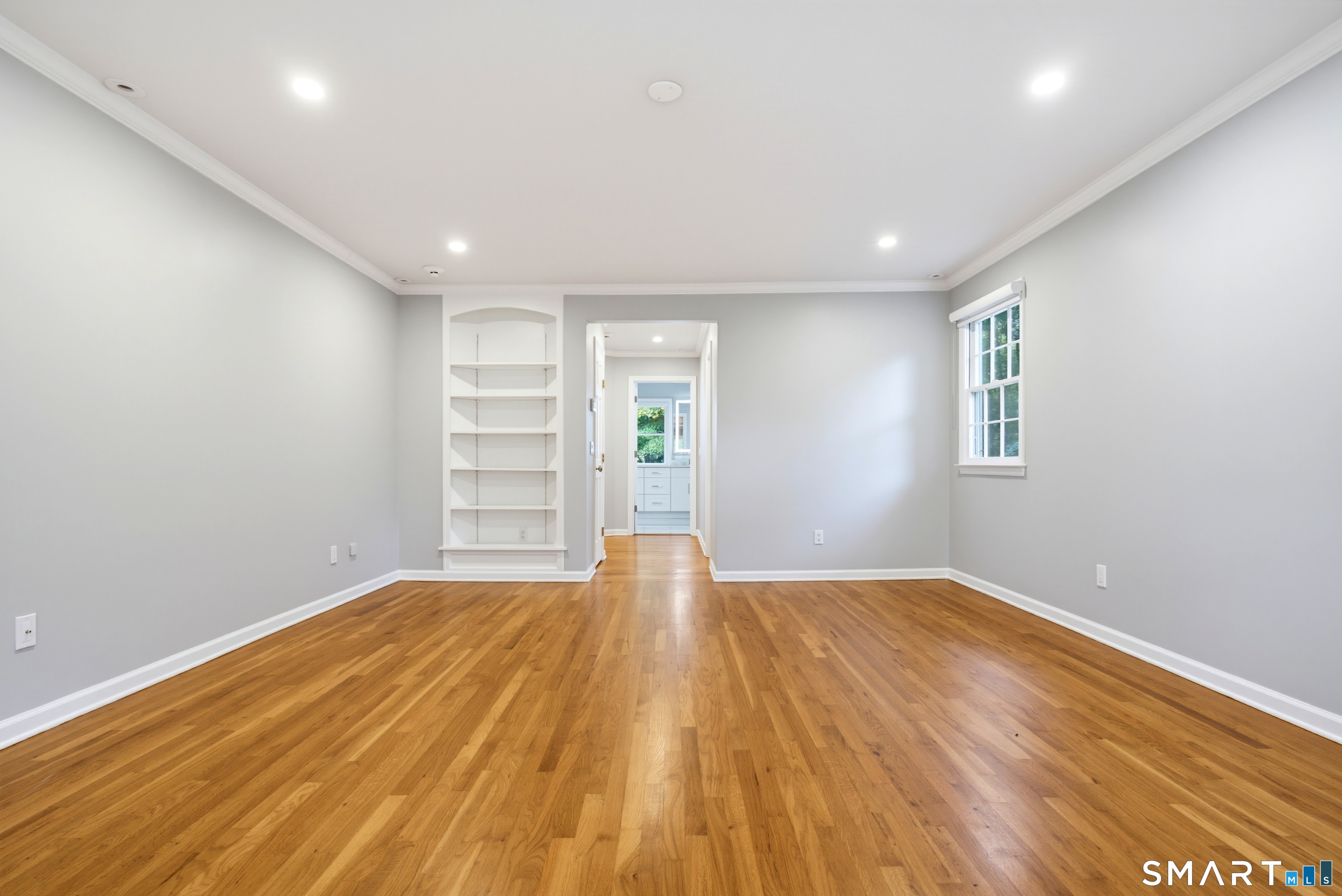 140 Good Hill Road Weston, CT 06883 - Photo 20 of 39 Primary Bedroom suite