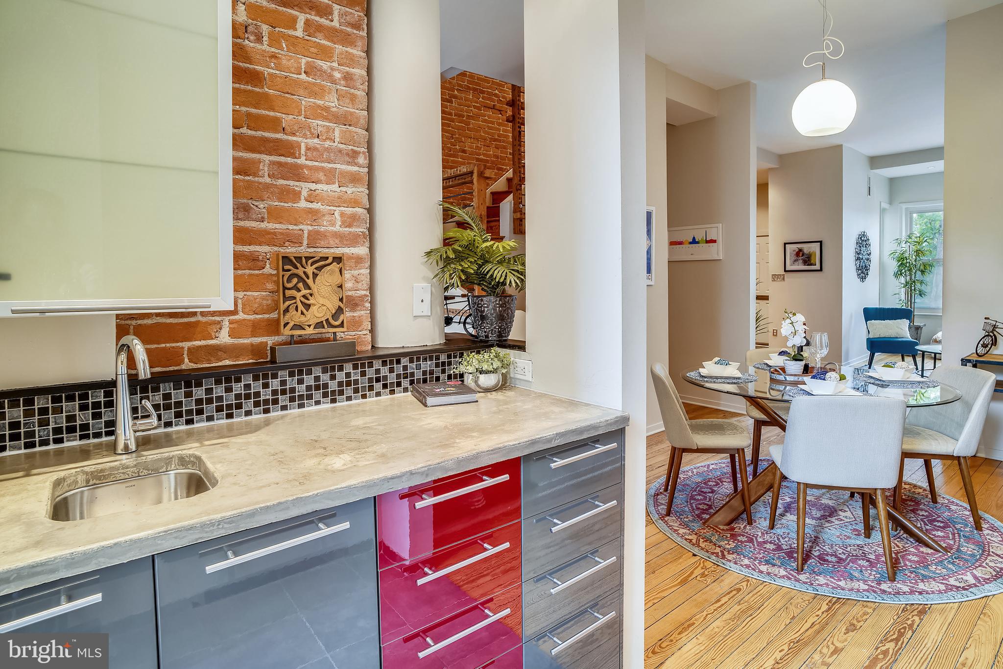 1322 Riggs Street Northwest Washington, DC 20009 - Photo 8 of 40 Wet Bar