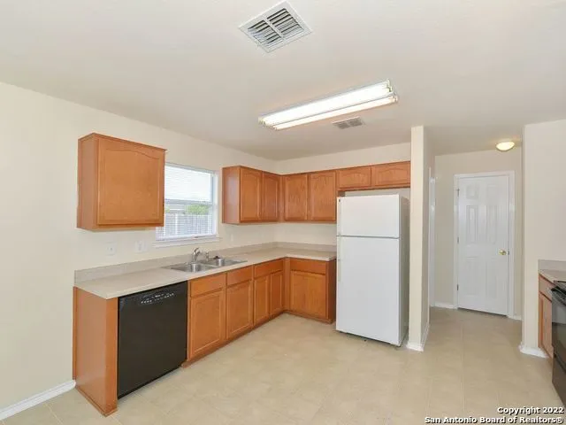 $1,595 | 11014 Arabian Palm, San Antonio, TX 78254