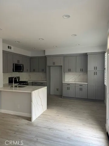 $5,250 | 26 Santa Catalina Aisle, Irvine, CA 92606