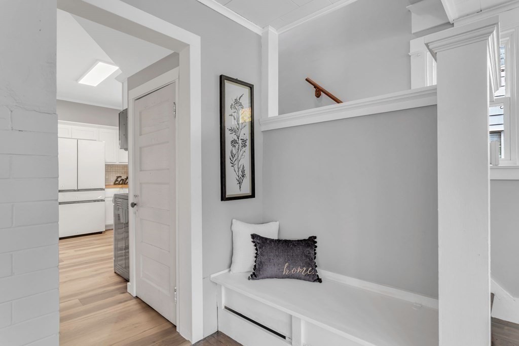 34 Brunswick Street Springfield, MA 01108 - Photo 10 of 31 a room that has a rug and a wooden floor